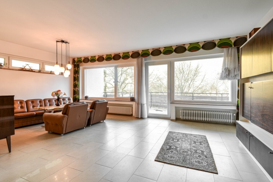 Familienfreundliche Doppelhaushälfte nahe Schloss Burg mit Loggia, Garage & Naturblick - Photo 2