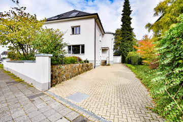 Repräsentative Büroeinheit in hochwertig saniertem Altbau., 42699 Solingen, Bürofläche